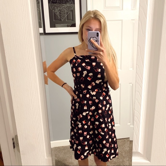 Vintage style black dress with purses all over - Picture 1 of 8